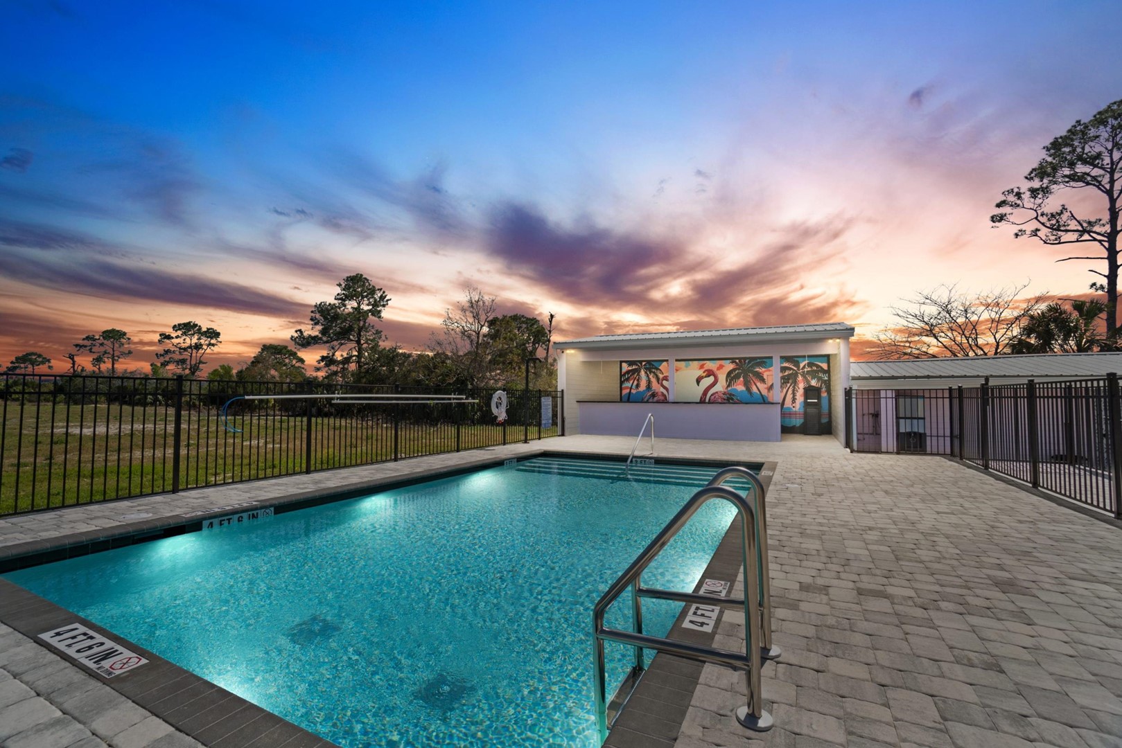 The Pink Flamingo Boutique Motel Photo