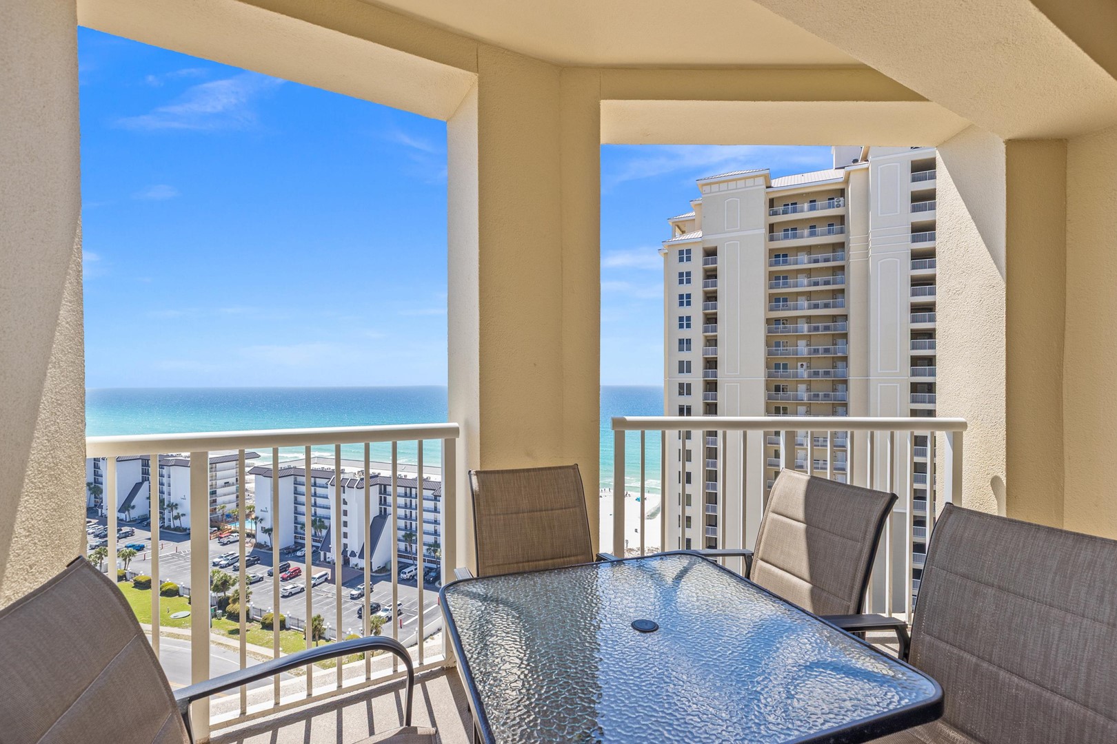 Grand Panama 2-906 7