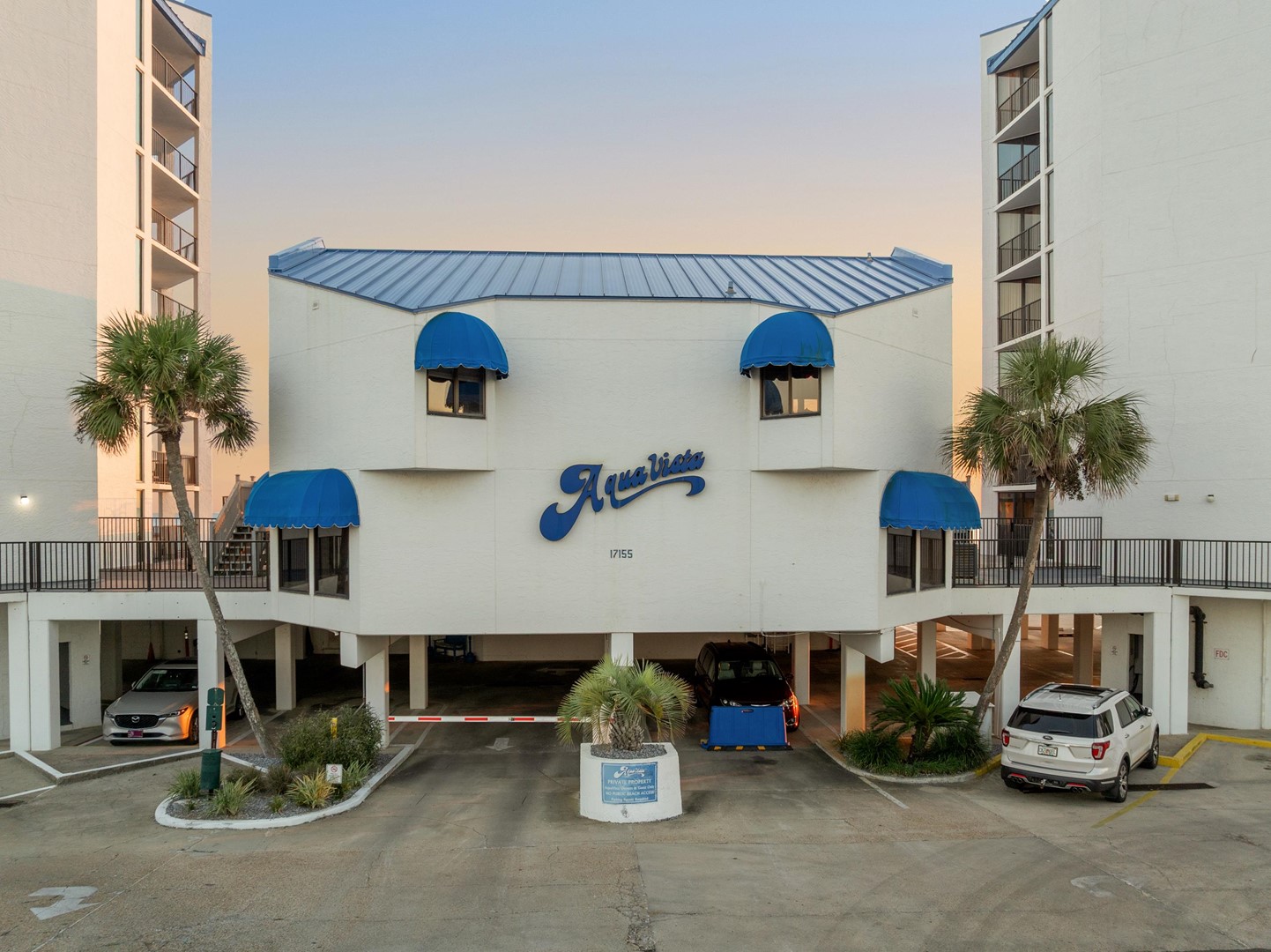 AquaVista Beach Resort