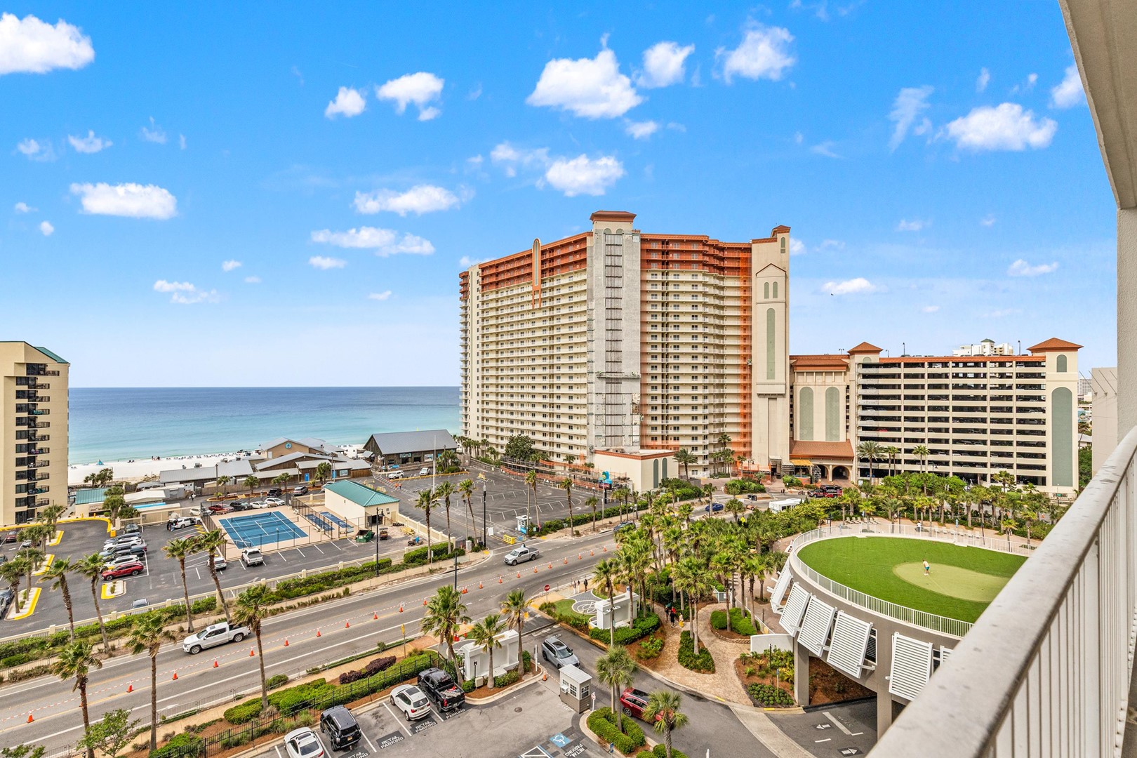 Laketown Wharf 824 8