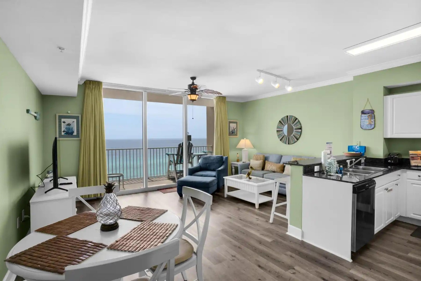 Tidewater Beach Resort 911 Photo
