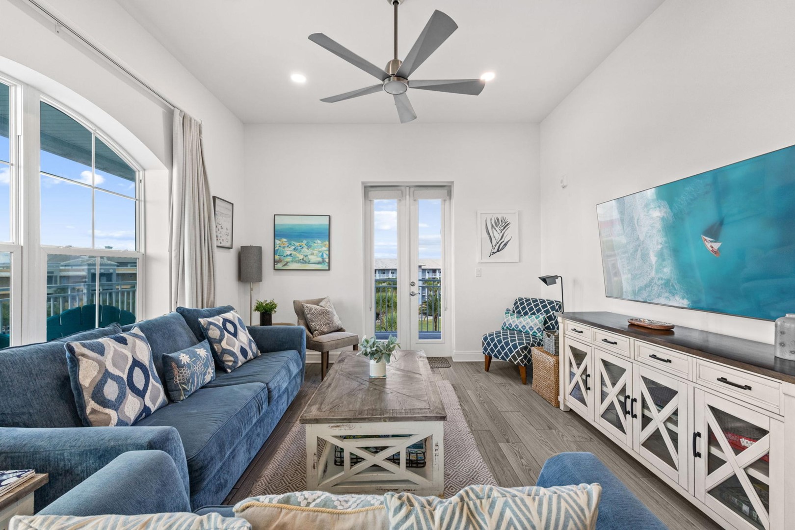 Gulf Place Residences 301 6