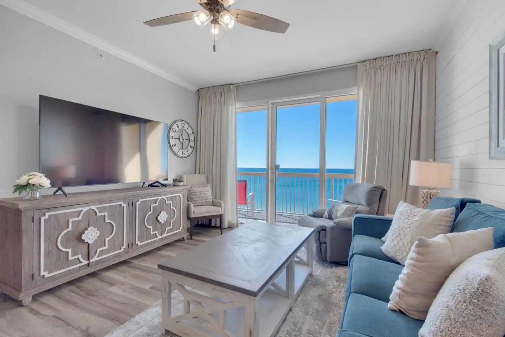Calypso Resort 704W Photo