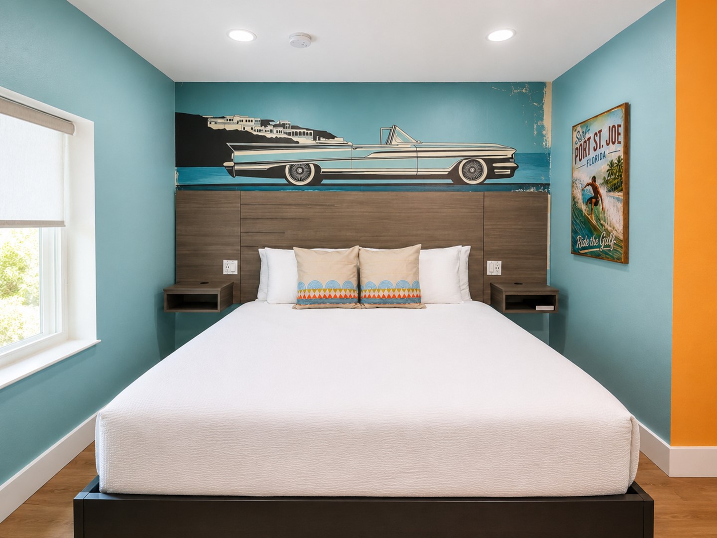 The Blu - Room 02 - Del Rio Drive 2