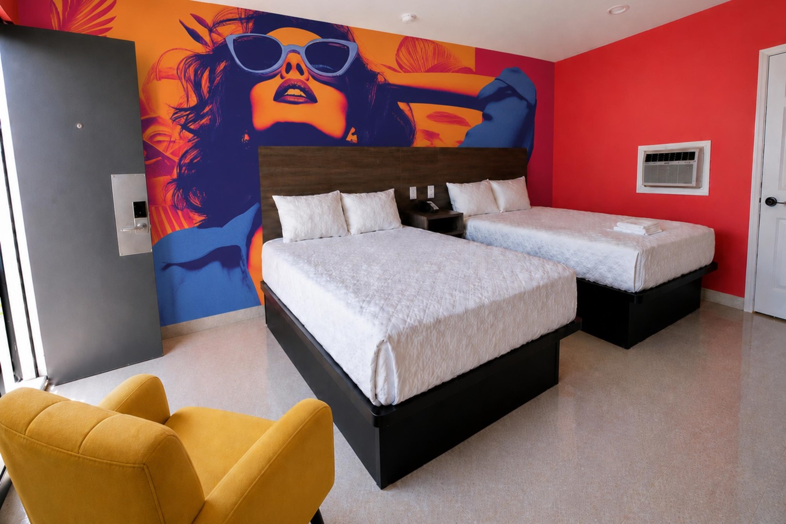 The Blu - Room 105 Photo