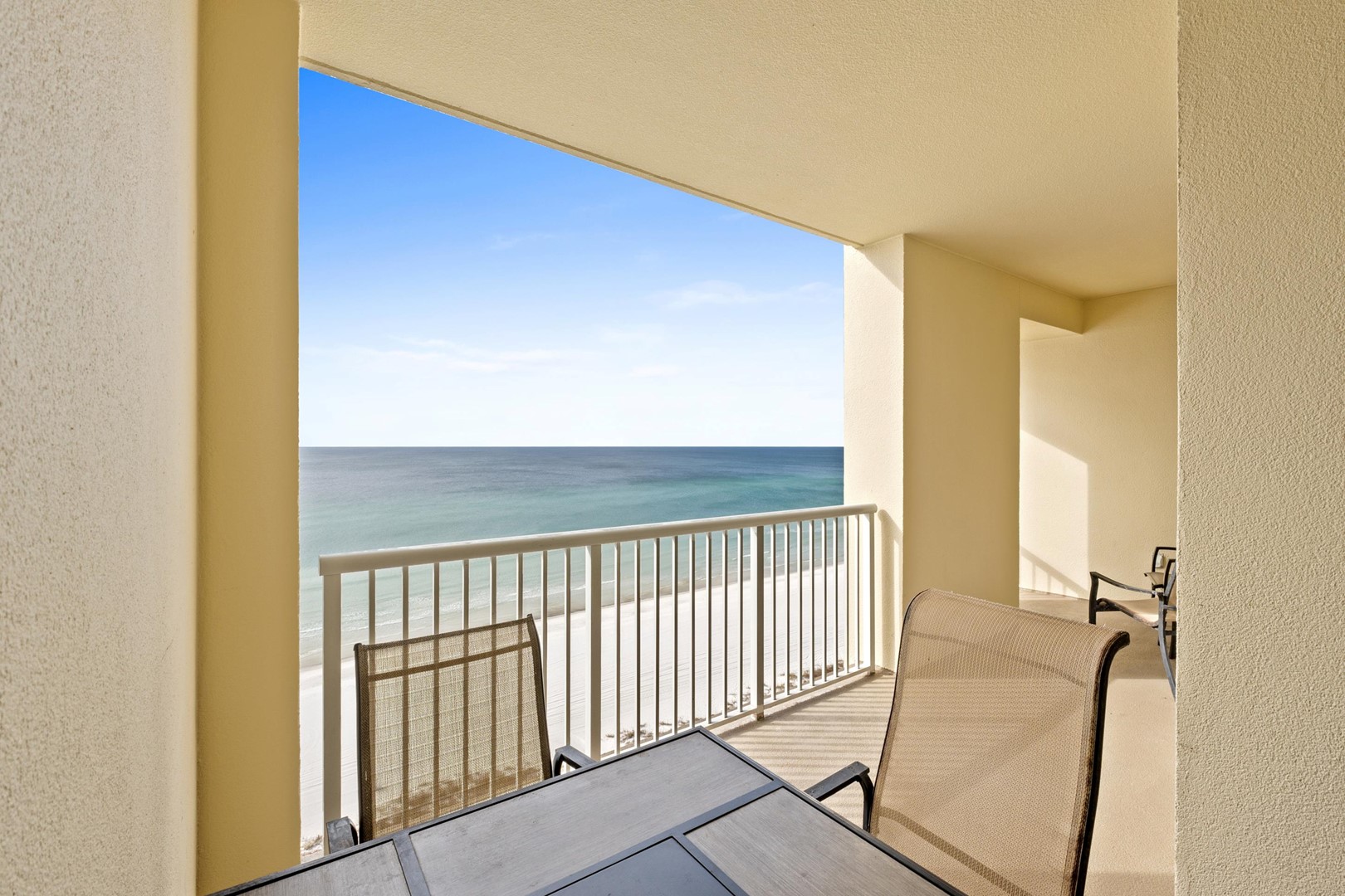 Grand Panama 1-1104 2