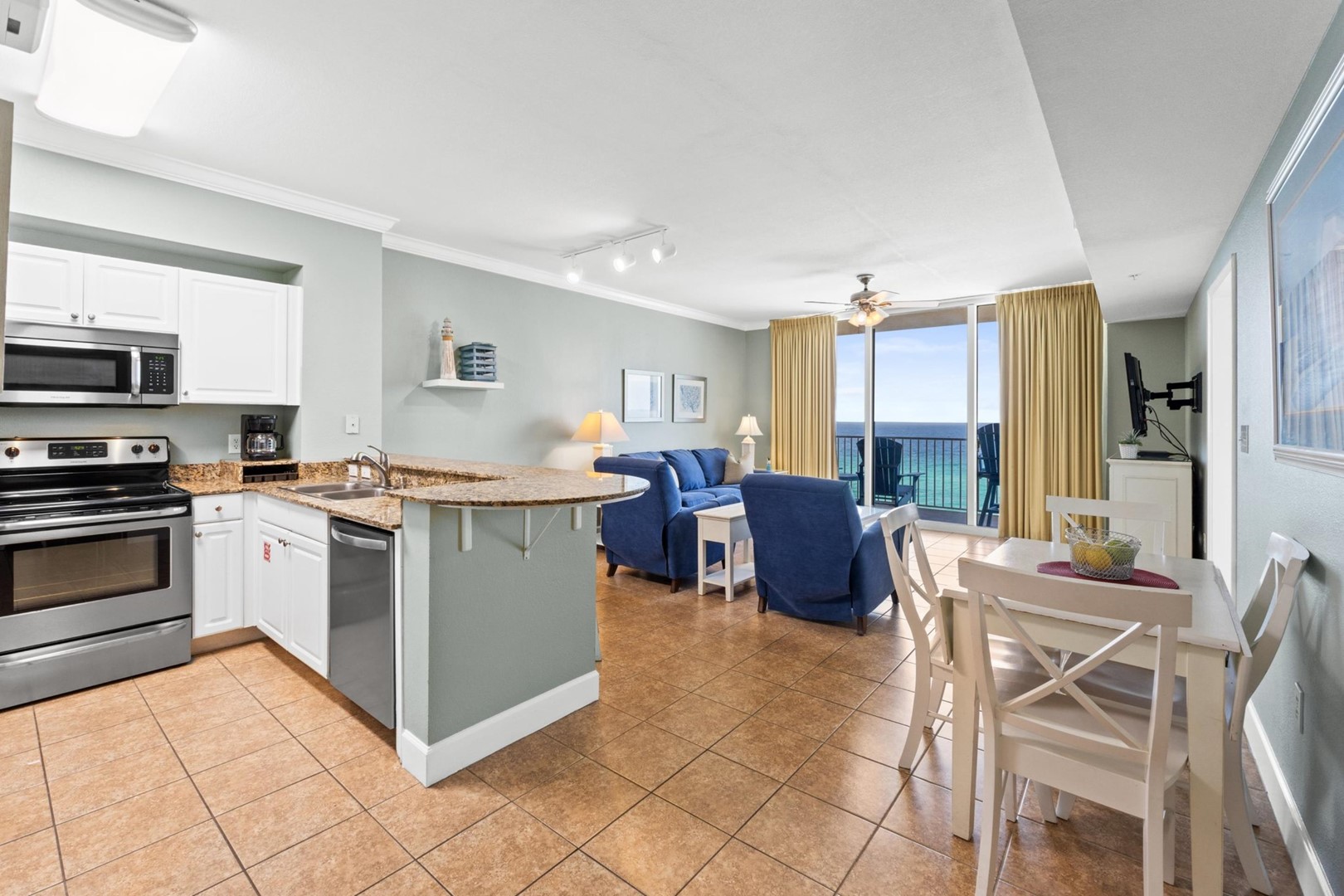 Tidewater Beach Resort 615 4