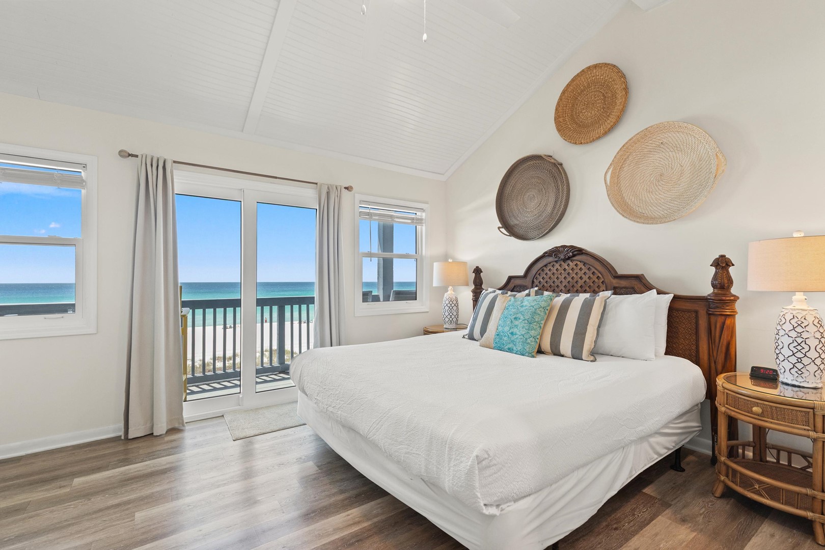 Main Bedroom with Balcony