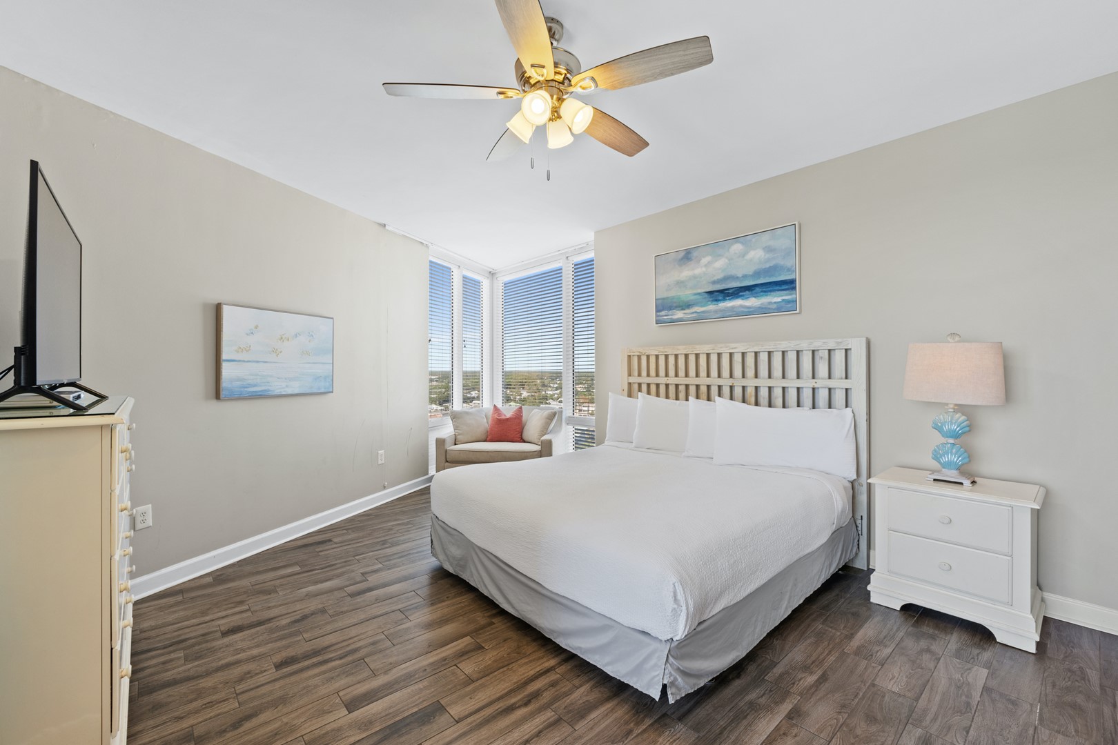 Studio with King Bed