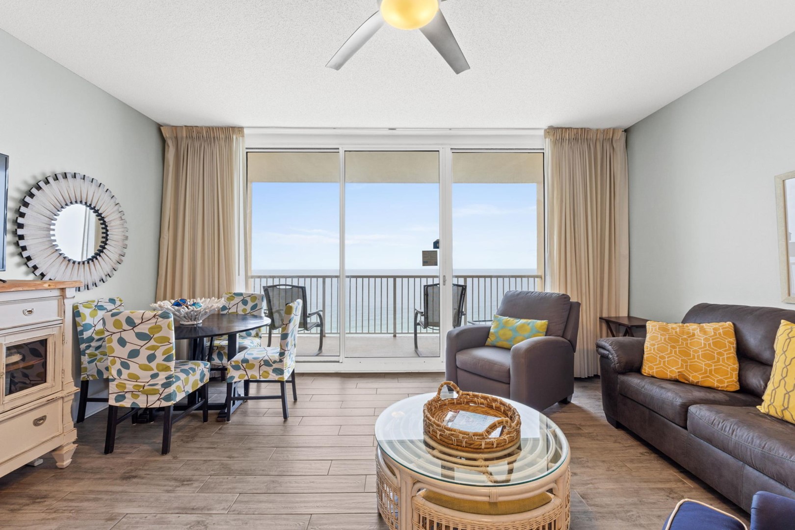 Living Area with Gulf Views