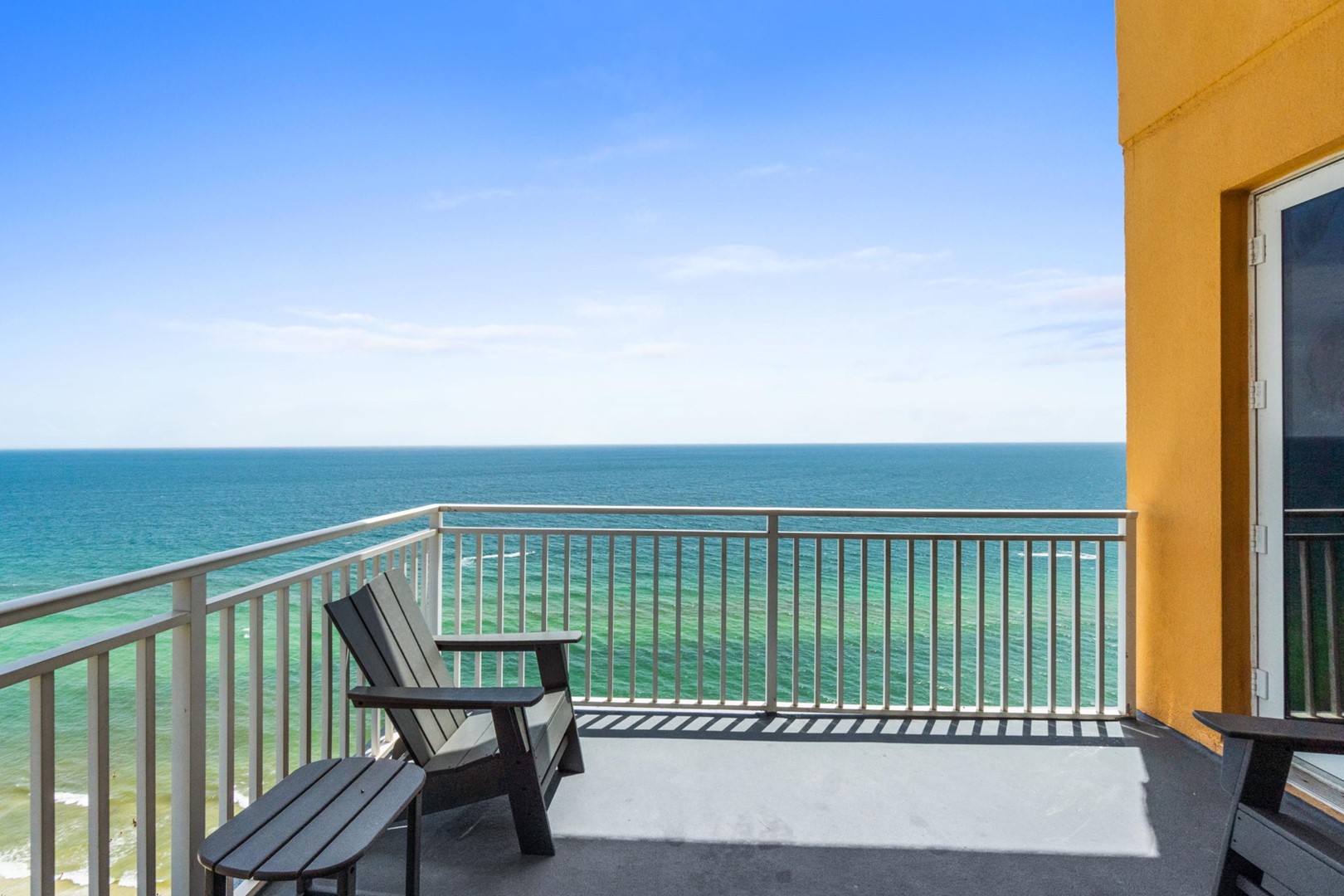 Splash Beach Resort 2106W 7