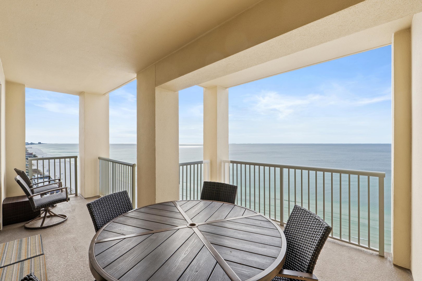 Grand Panama 1-1709 2