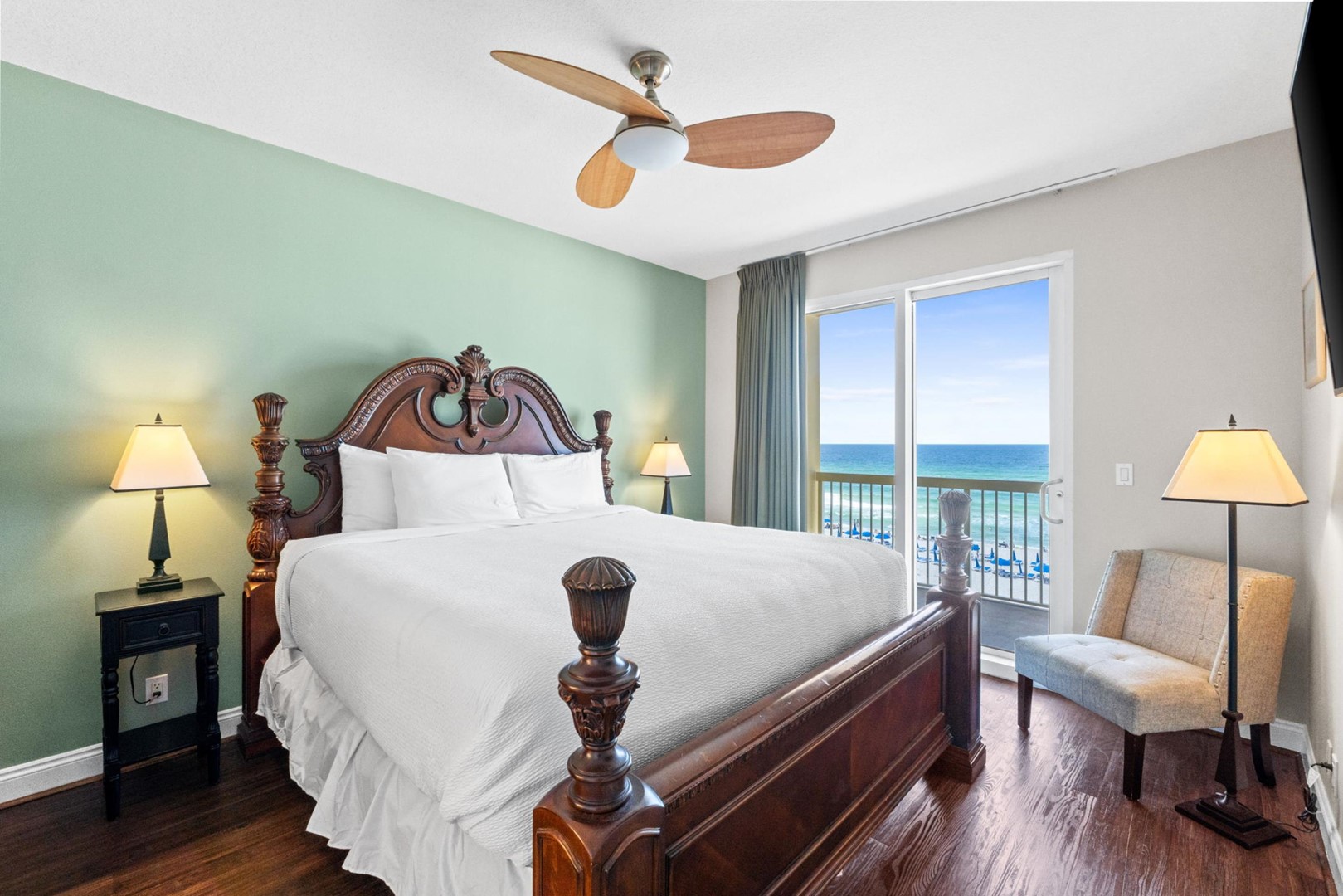 Calypso Resort 405W 3