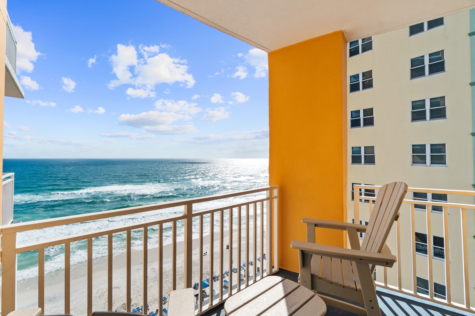 Splash Beach Resort Rental 901W-A