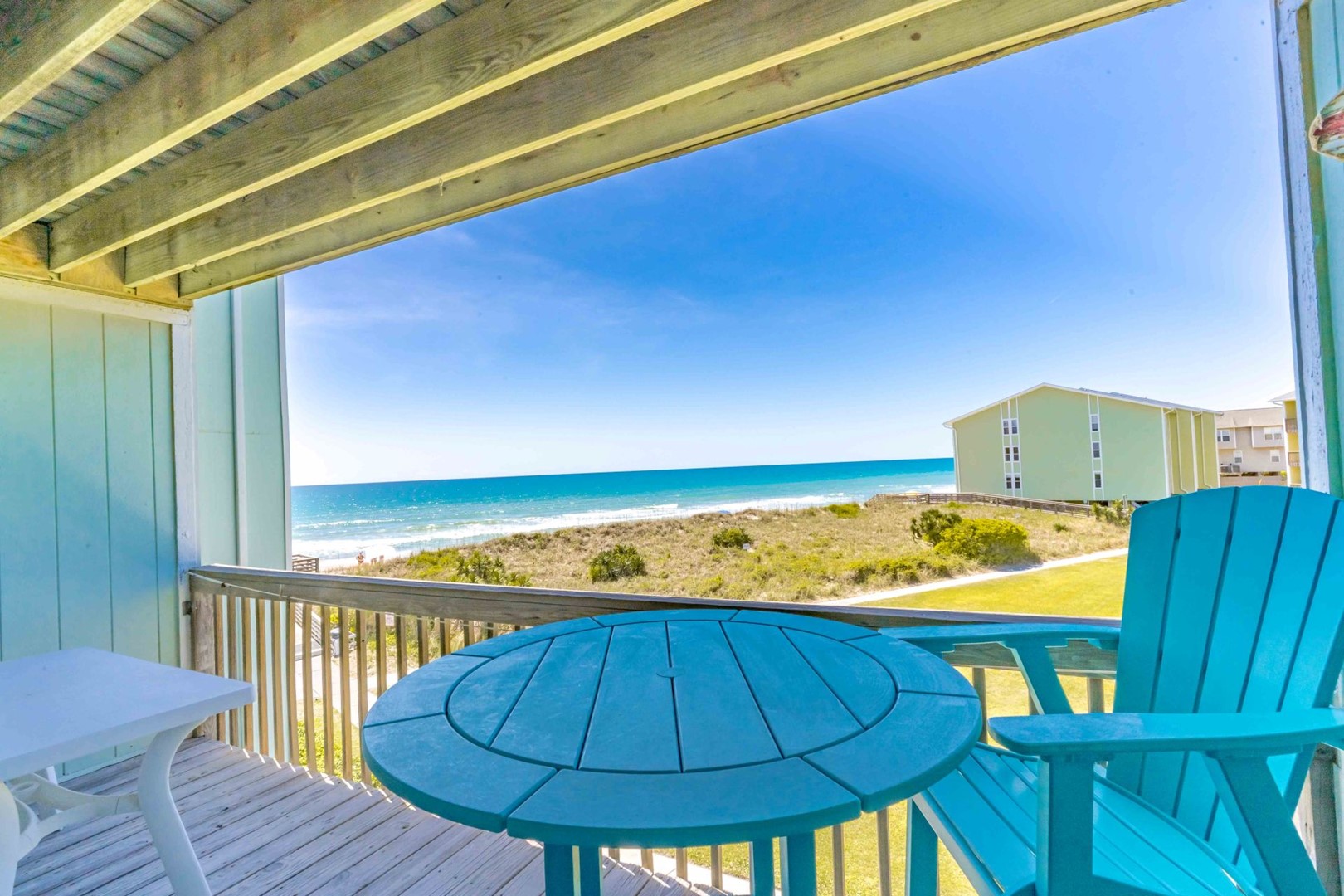 Covered Balcony 