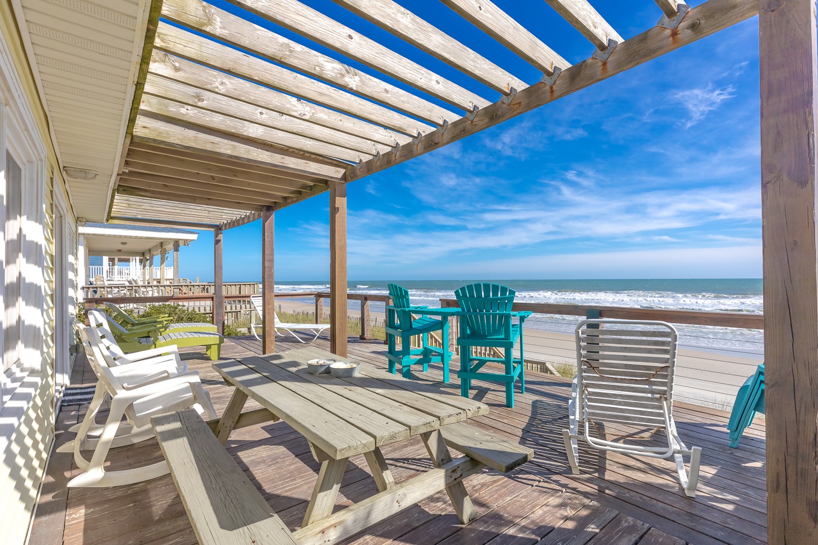Ocean Views From Deck w Furniture & Picnic Table