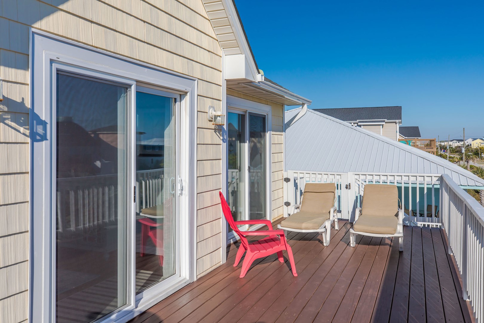 Top Floor Front Sun Deck