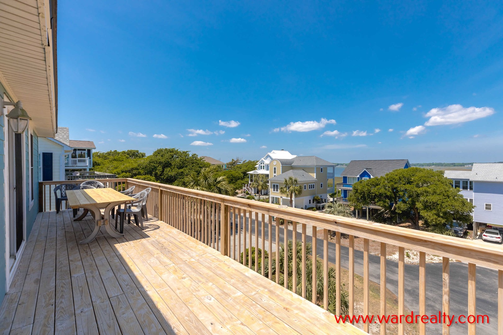 Top Floor Sundeck