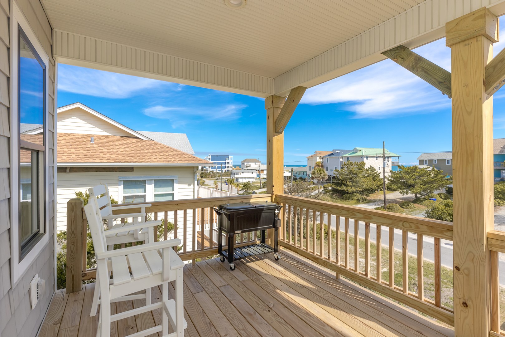 2 Top Floor Covered Porch