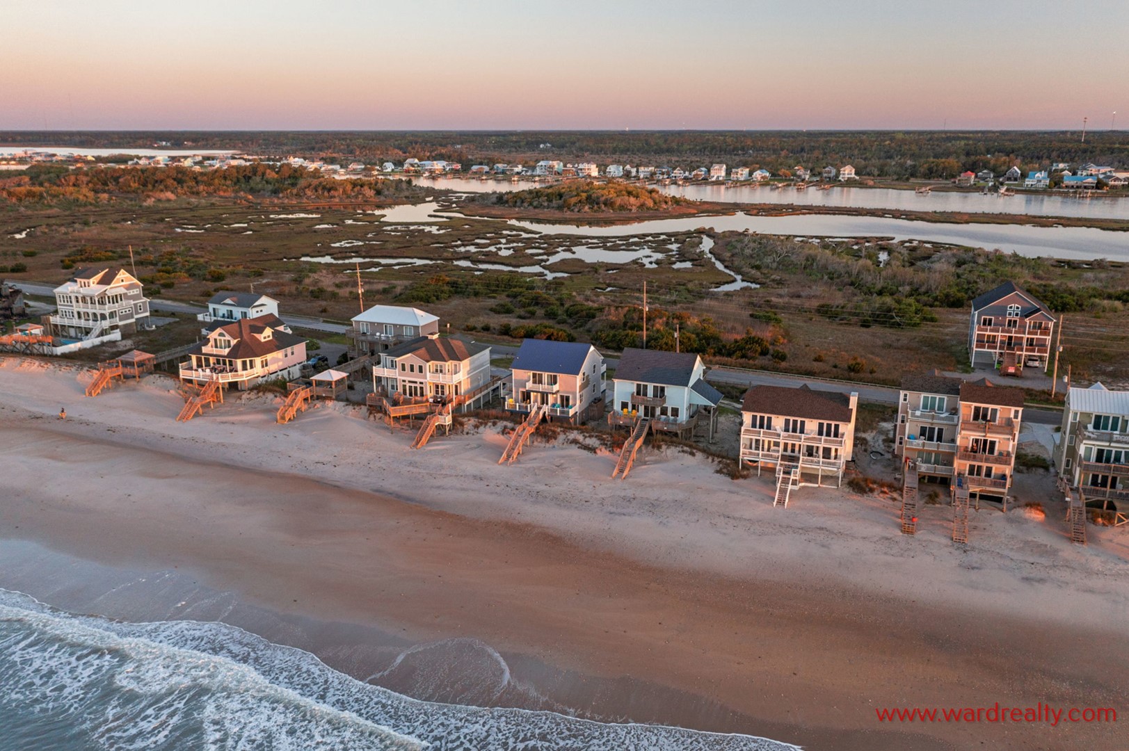 Mystic Blue Oceanfront & Sound Views