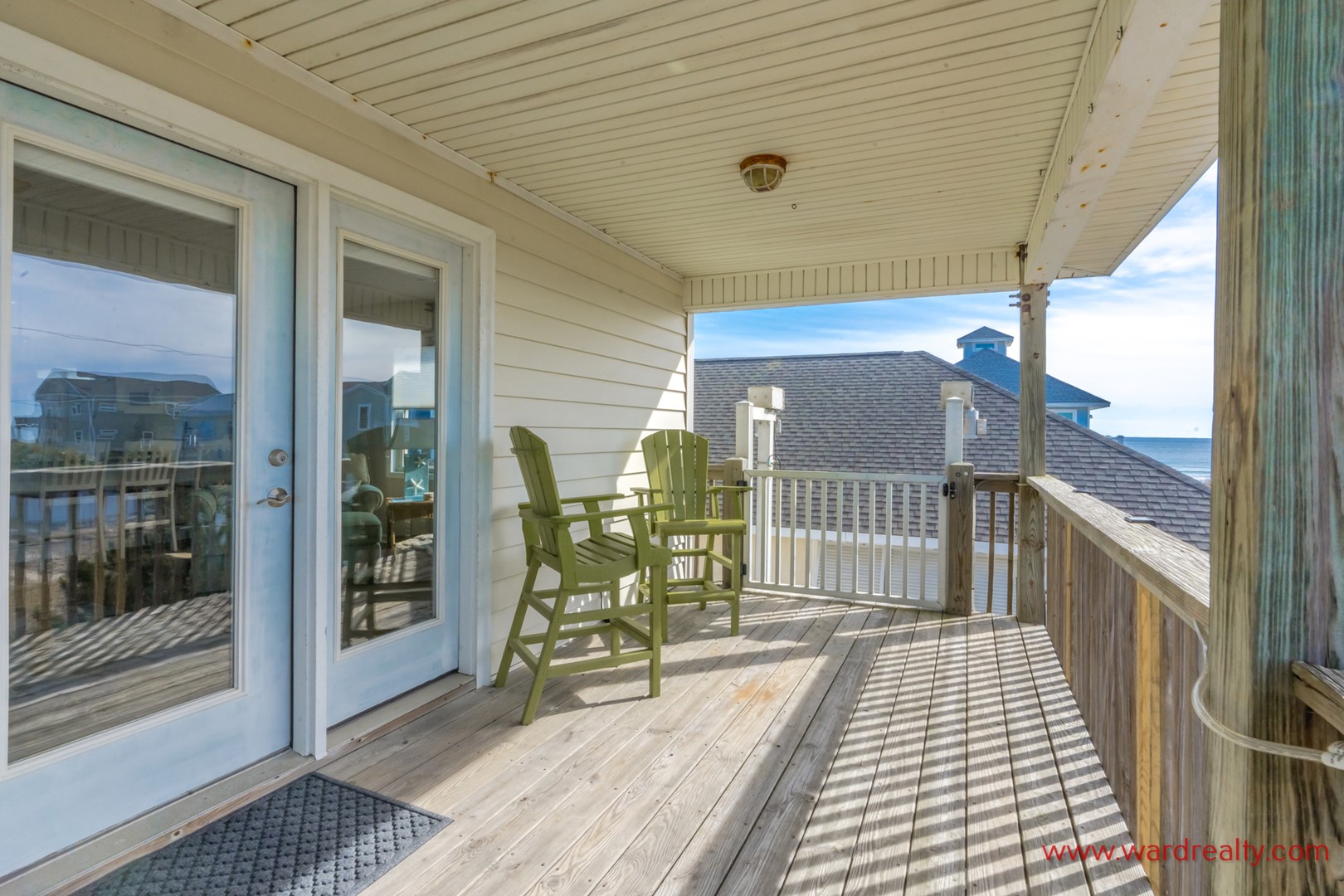 Top Floor Covered Porch
