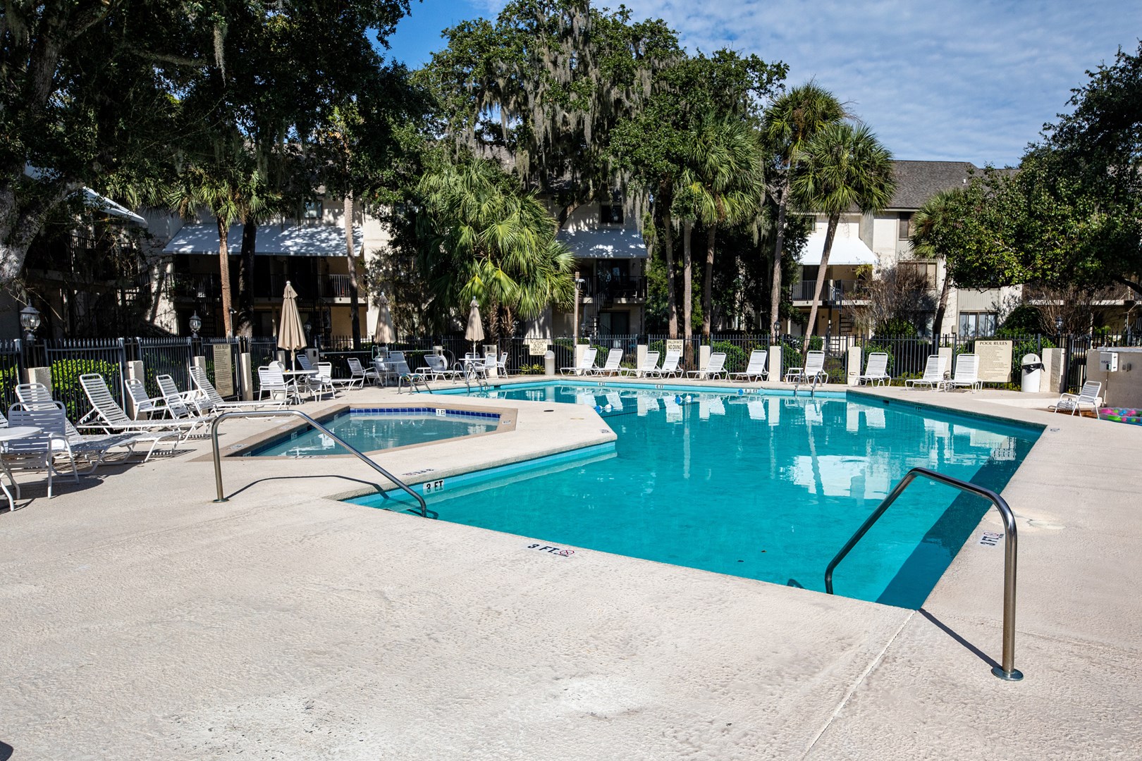 Springwood Villas Pool
