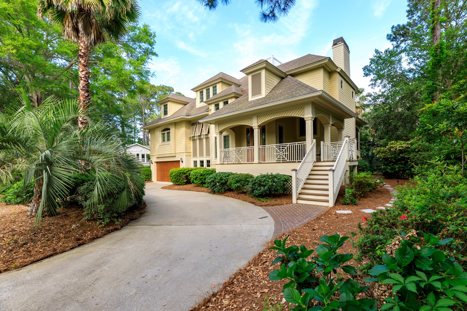 28 Moonshell front of house 28 Moonshell front of house