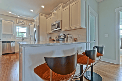 A Party at the Peach / 4319 E. Pelican Drive