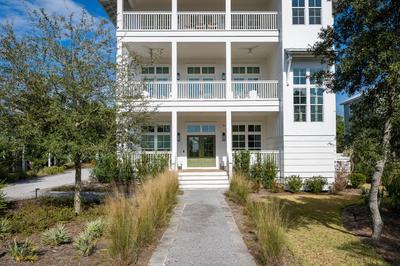 Pelican Trace