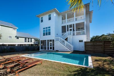 Pelican Trace