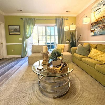 Livingroom Sitting Area