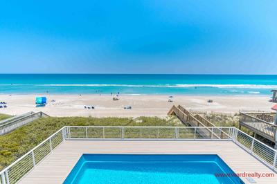 Oceanfront Private Pool